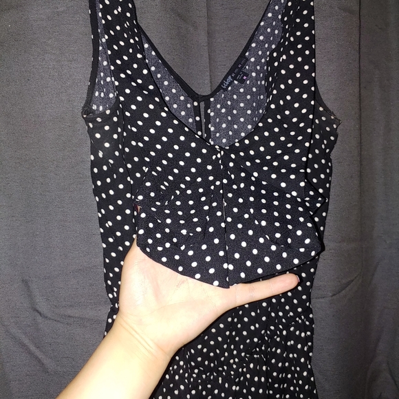 Romper - Picture 3 of 4